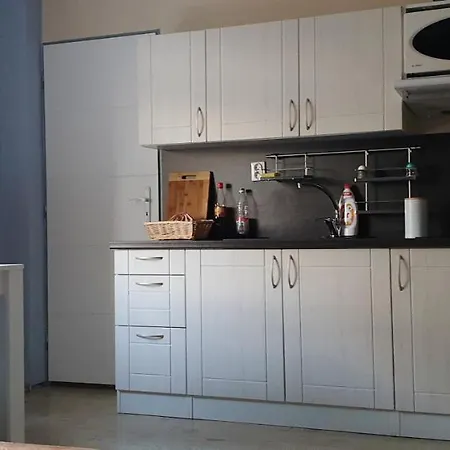 2 Bedrooms House With Enclosed Garden And Wifi At Slezska Prázdninový dům Ostrava