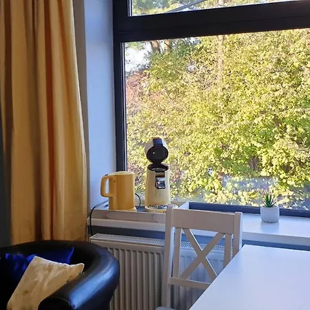 2 Bedrooms House With Enclosed Garden And Wifi At Slezska *